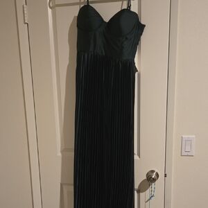 Vici Strapless Pleated Maxi Dress in Deep Green, New